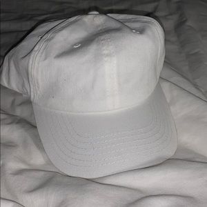 White blank hat